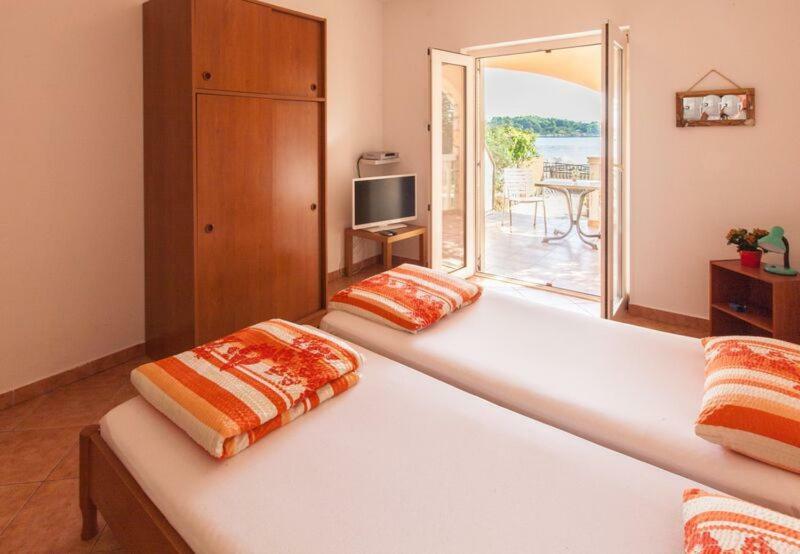 Apartmani Mudronja Murter Bagian luar foto